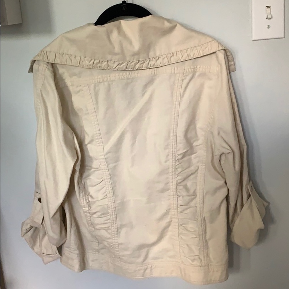 Off white jacket - Picture 4 of 4